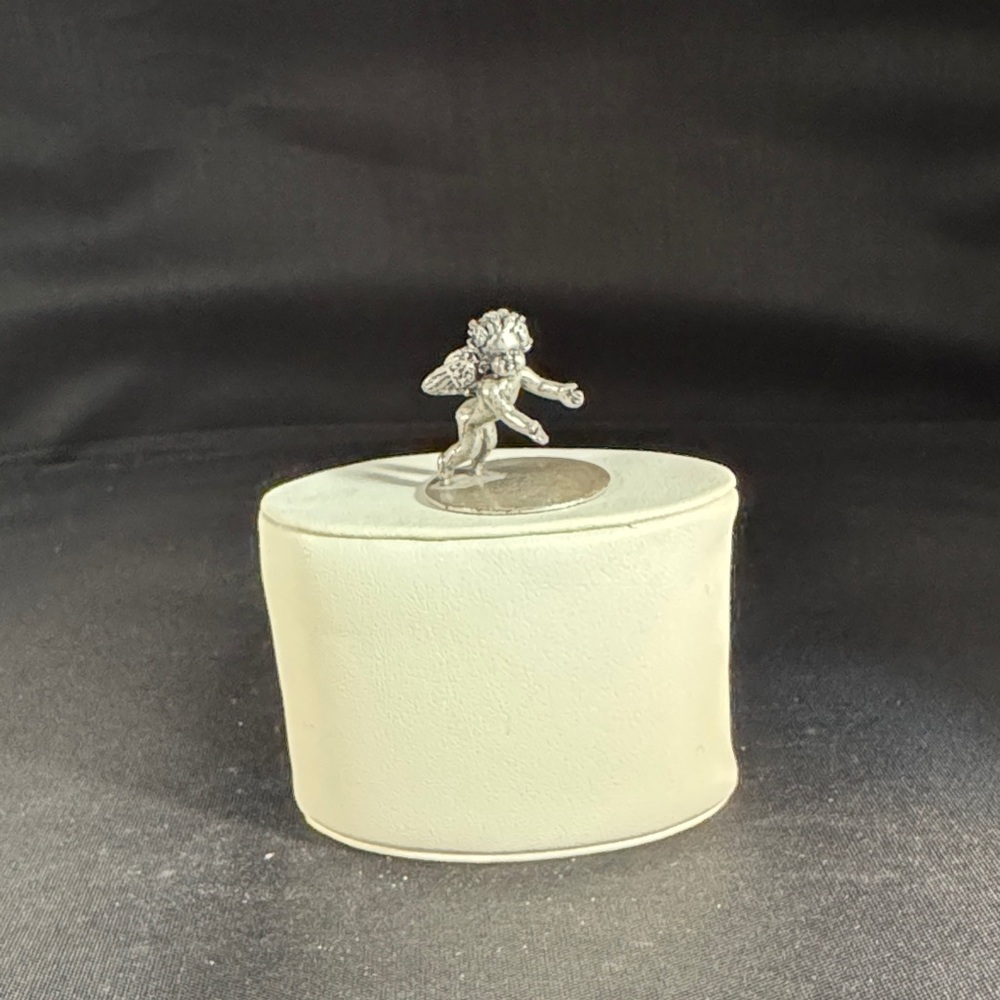 Tiny Angel Less Than 1” Tall